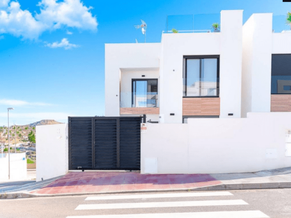 Descubra la casa de sus sueños en Benijófar